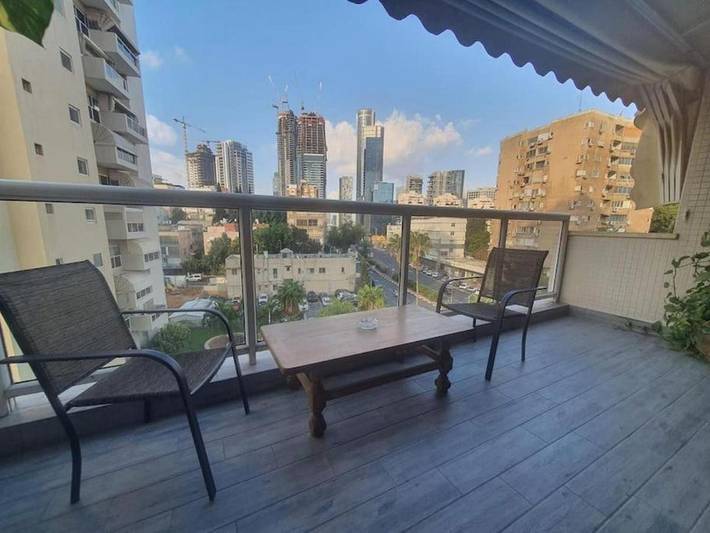 Appartement de vacances pour 6 personnes, avec balcon