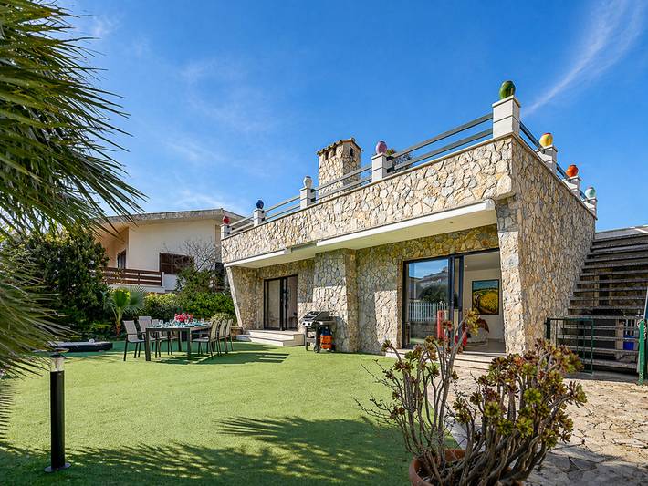 Ferienhaus für 6 Personen, mit Terrasse und Garten in Playa de Muro
