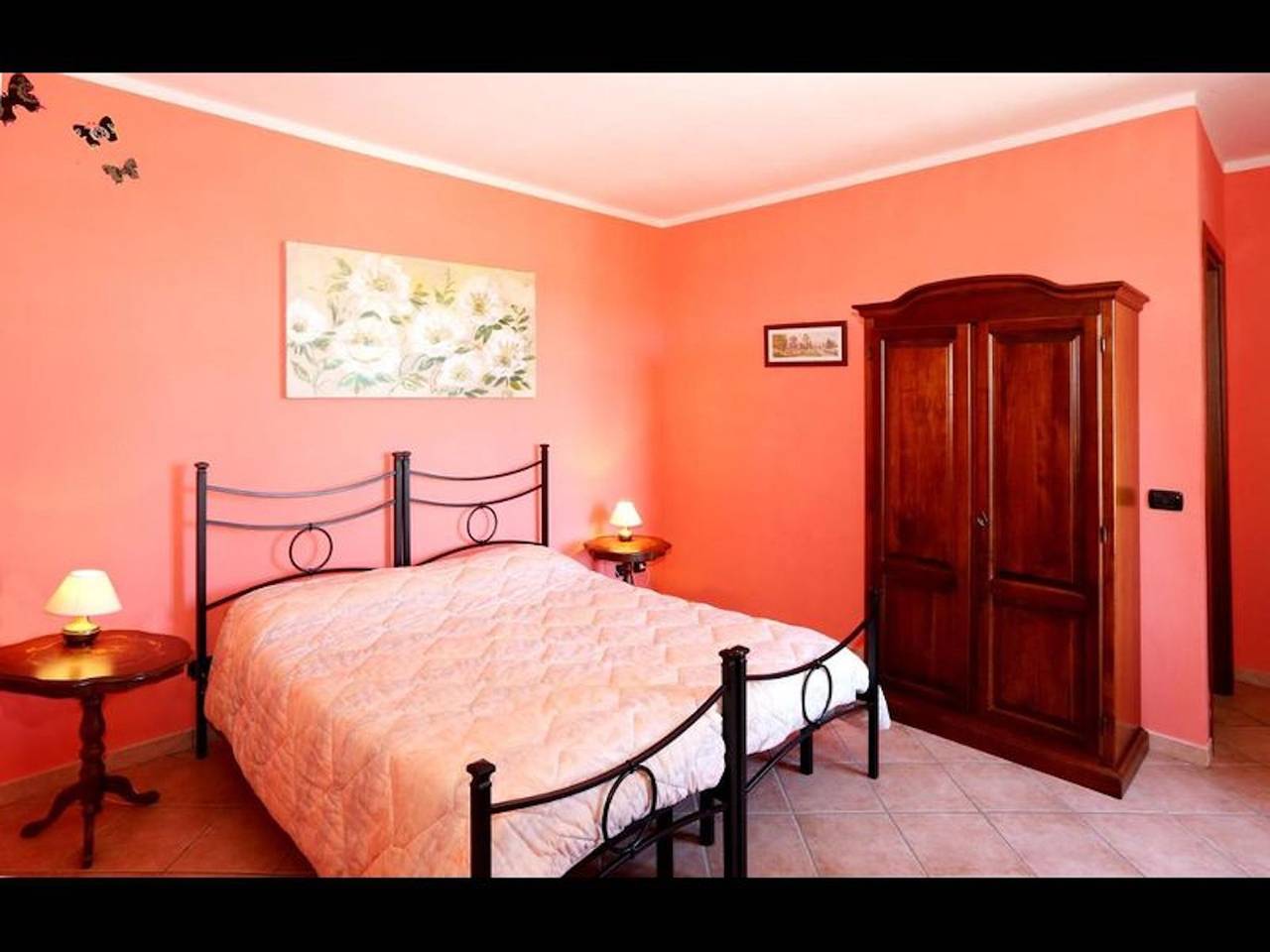 Geheel appartement, Vakantieappartement voor 6 personen met tuin in Albaretto della Torre, Langhe