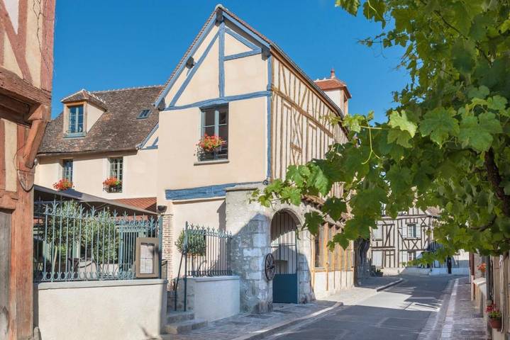 Hôtel pour 2 personnes, avec Terrasse ainsi que Jacuzzi et Sauna