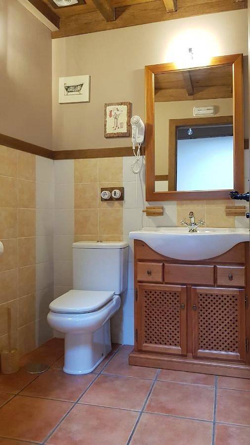 Casa rural con piscina para 6 personas, con piscina además de vistas y jardín en Provincia de Orense - 4