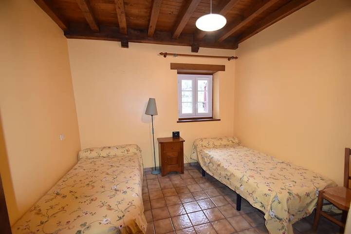 Location de vacances pour 8 personnes, avec jardin, animaux acceptés à Larceveau-Arros-Cibits - 2