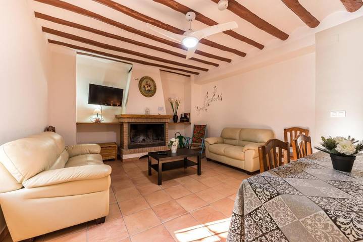 Casa rural para 7 personas, con jardín y piscina, Familias con niños en Moratalla - 4