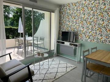 Gîte pour 4 personnes, avec vue et terrasse dans Plage Kerambigorn