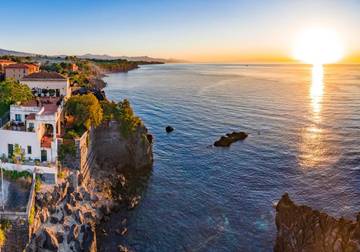 Chambre d’hôte pour 3 personnes, avec terrasse et jardin à Acireale