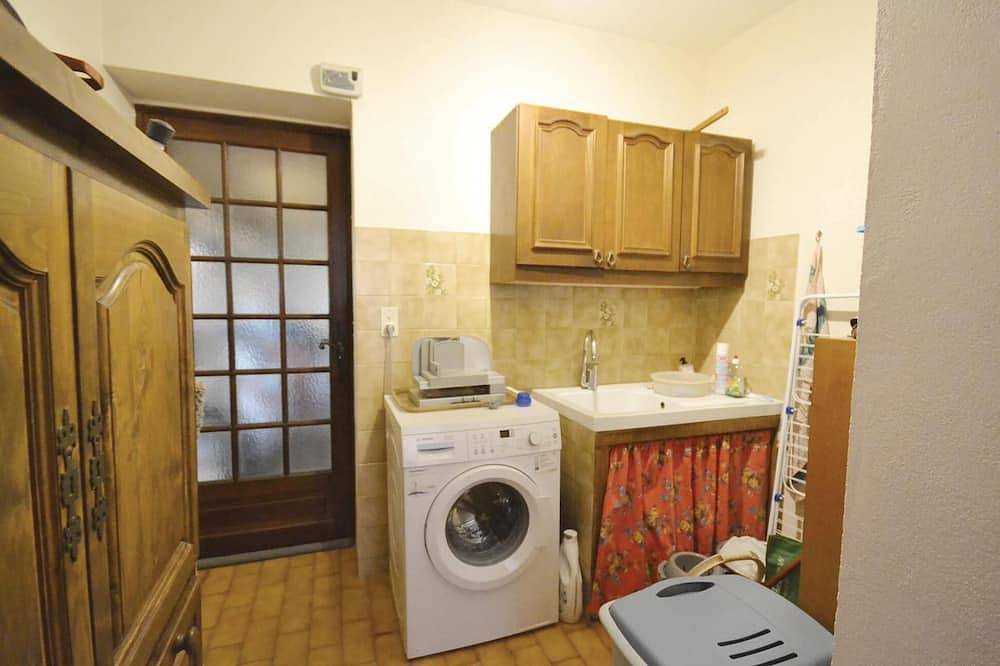 Impresionante casa de 3 dormitorios en. in Lagnes, Parque natural regional del Luberon