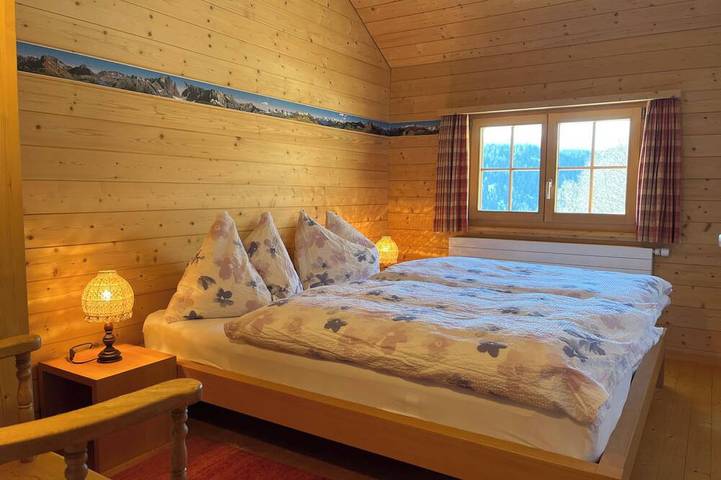 Ganze Wohnung, Haus Vicasa, Andiast, (Andiast), 59003B in Andiast, Alpenarena