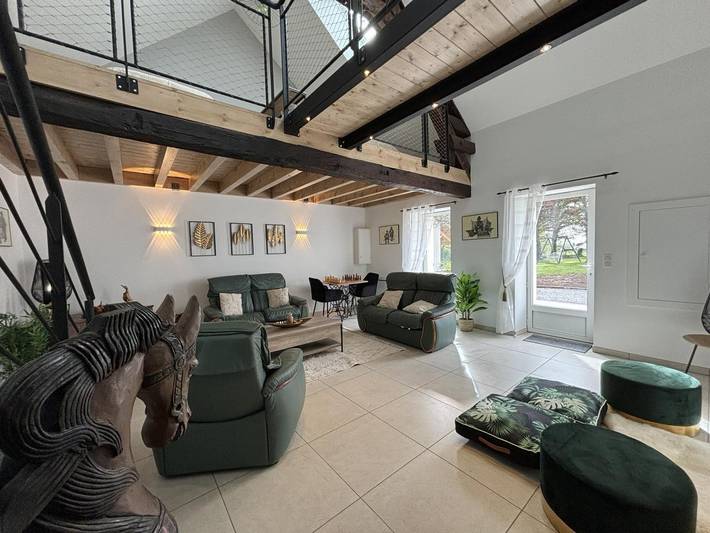Gîte pour 6 personnes, avec jardin et terrasse dans Allier - 2