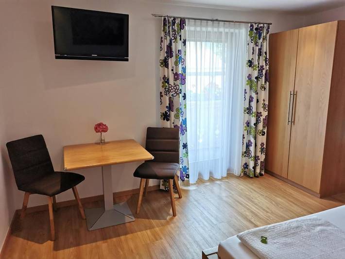 Maison d’hôte pour 4 personnes, avec Balcon ainsi que Jardin et Vue à Mayrhofen - 3