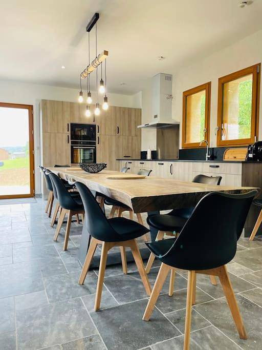 Location de vacances pour 10 personnes, avec jardin ainsi que piscine et vue, animaux acceptés à Castelnaud-la-Chapelle - 2