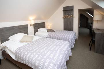 Hôtel pour 3 personnes, avec jardin et terrasse à Bolbec