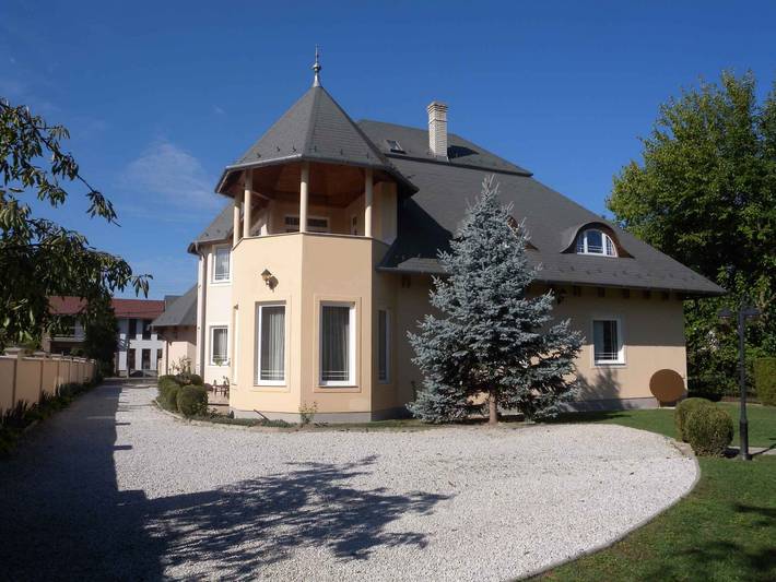 Ganzes Studio, Studio mit Internet, Grill und Pavillon in Gyenesdias, Balaton Hochland Nationalpark