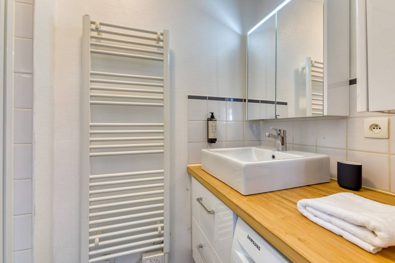 Entire apartment, Daisy : Un charmant appartement près de la Place du Vieux Marché in Rouen, Rouen region