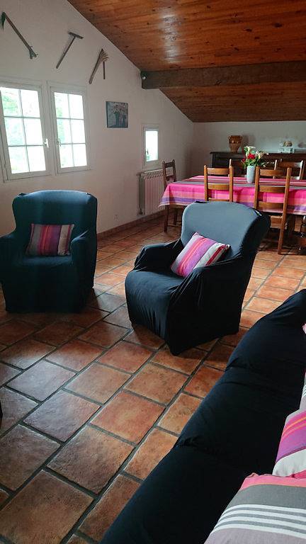 Appartement entier, Gîte Otatxa - 15 minutes de Saint-Jean-de-Luz in Saint-Pée-sur-Nivelle, Région de Bayonne