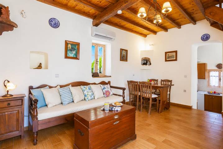 Villa per 4 persone con balcone in Sporadi