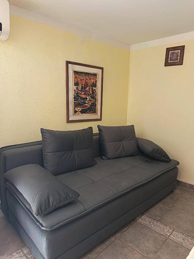 Ganze Wohnung, Apartman sa suncem in Cres Stadt, Cres