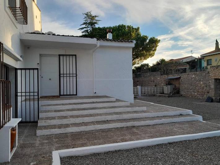 Location de vacances pour 4 personnes, avec jardin ainsi que terrasse et piscine à Ayora - 3