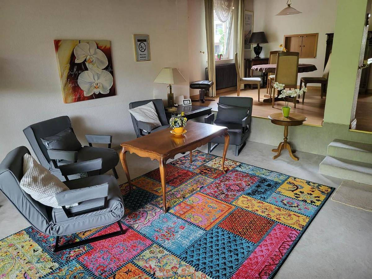 Entire house, quiet city location, garden, parking in Bielefeld, Nordrhein-Westfalen