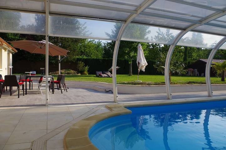 Cottage pour 6 personnes, avec terrasse et jardin à Limours