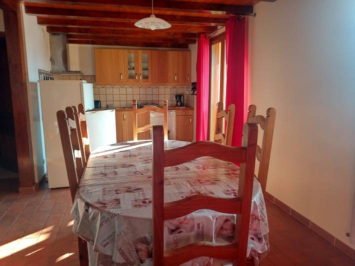 Gîte pour 6 personnes, avec balcon et jardin