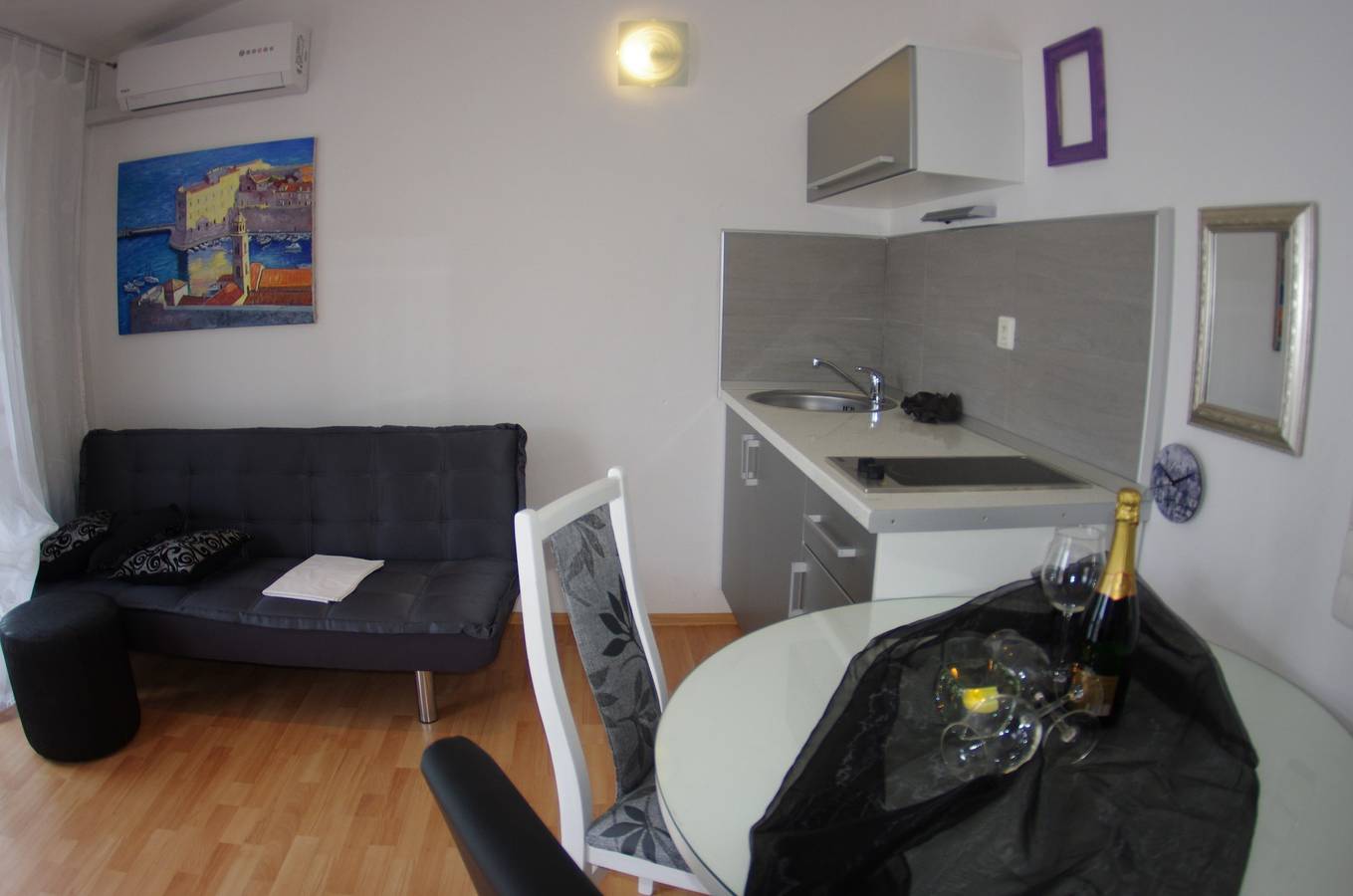 Hel leilighet, One bedroom apartment with balcony and sea view Makarska A-12063-d in Makarska, Makarska Riviera