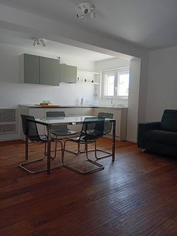 Maison d’hôte pour 4 personnes, avec vue ainsi que piscine et jardin, animaux acceptés à Gioia del Colle