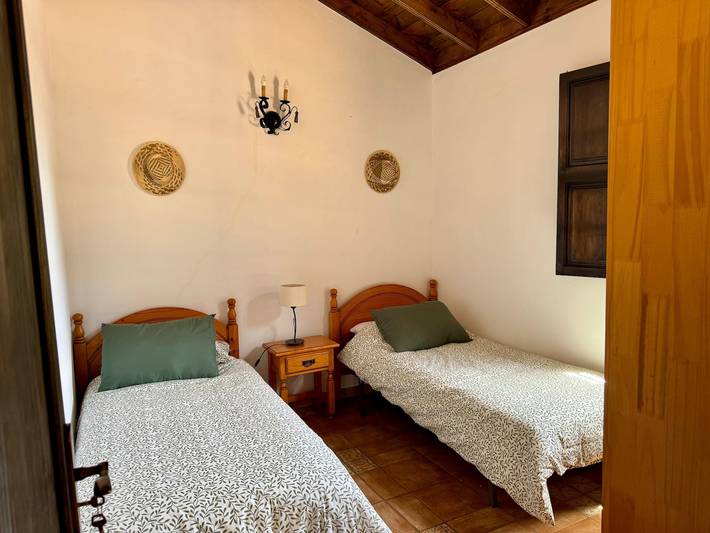 Ferienhaus „Casa Castro“ mit Bergblick, privatem Pool und Wlan in Tazacorte, La Palma Süd