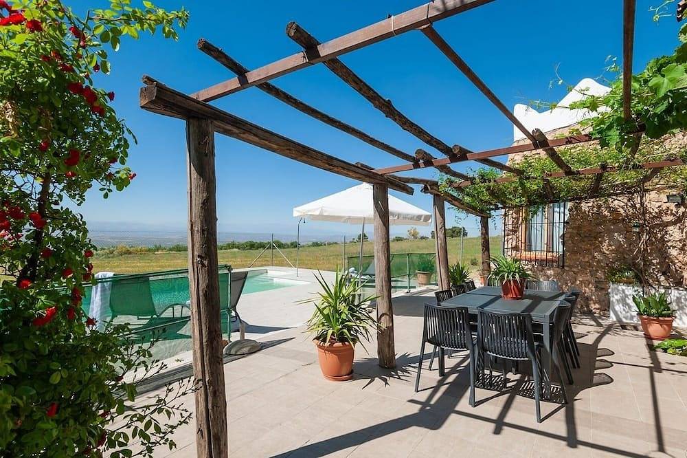 Antigua Casa Rufo Pozo Alcón by Ruralidays in Pozo Alcón, Parque natural de las Sierras de Cazorla y Segura