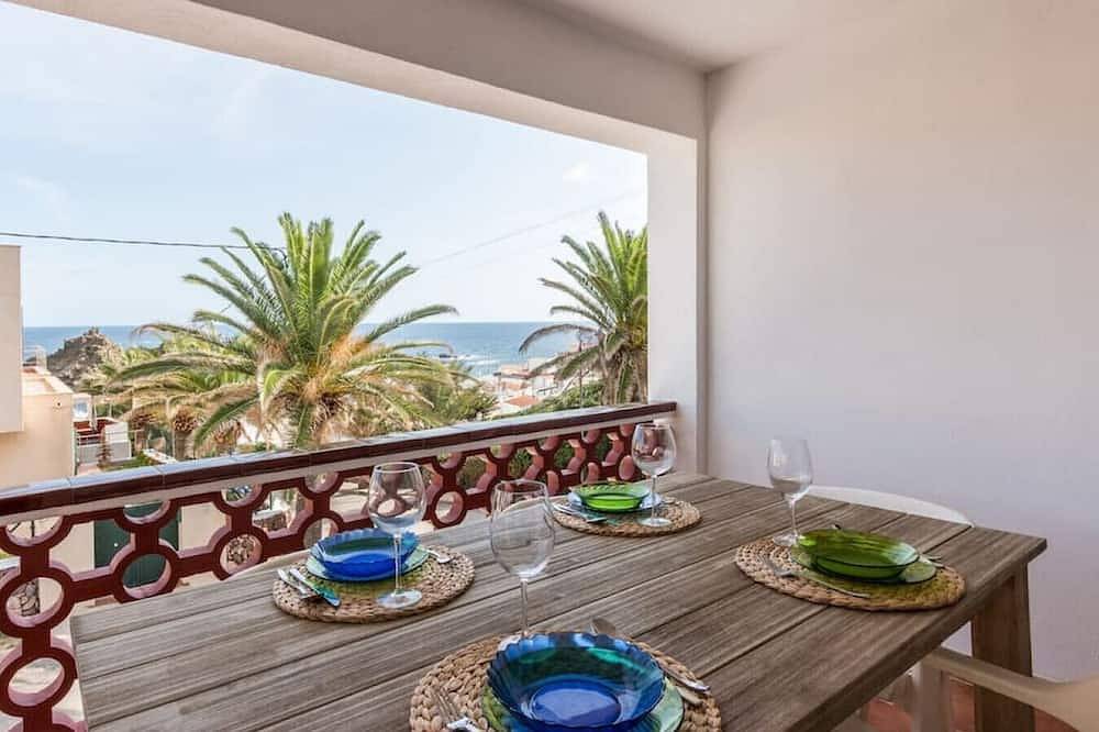 Apartamento entero, Charming 3 bedroom apart.10 mts walking from beach in Sa Mesquida, Maó
