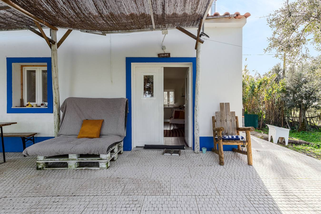 Ferienhaus 'Monte Da Masmorra De Baixo - Louro' mit Gemeinschaftspool, Gemeinschaftsgarten und Wi-Fi in Santiago do Escoural, Évora Distrikt