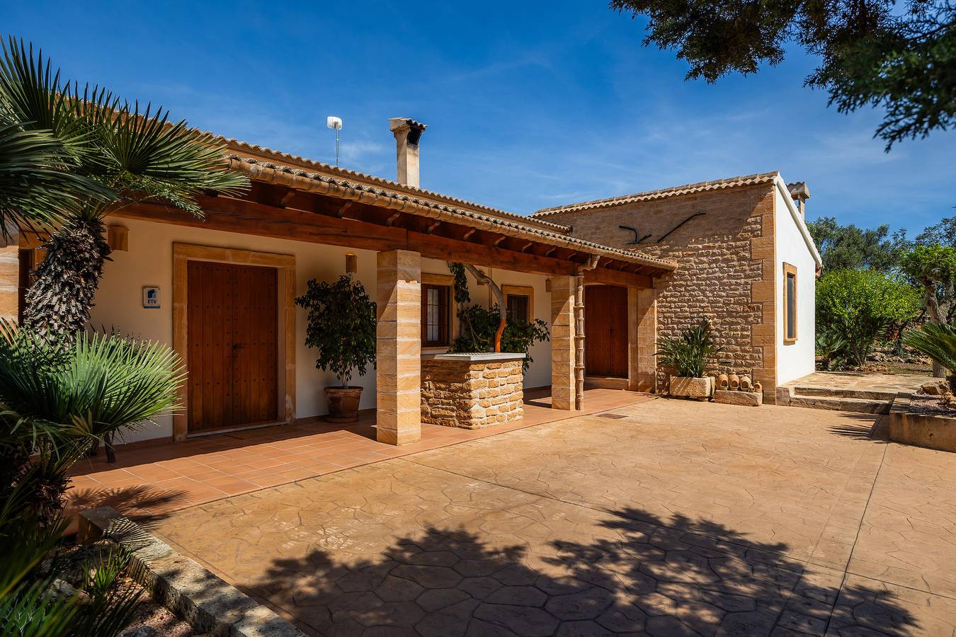 Finca für 8 Personen mit Pool in sehr ruhiger Lage in Santa Margalida, Mallorca Norden