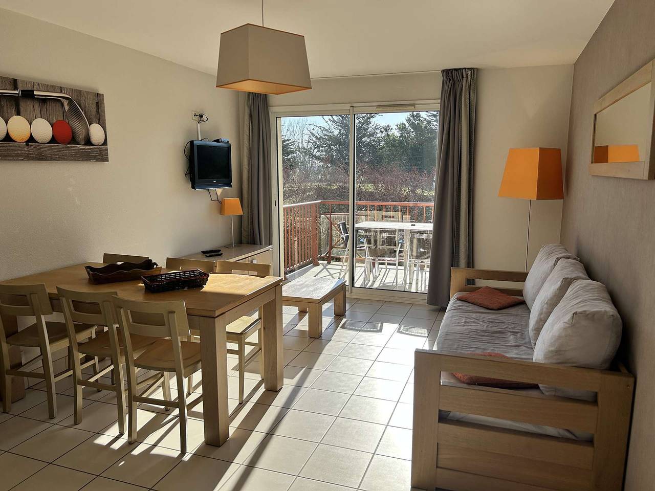 Appartement de vacances entier, Duplex 6 pers avec piscine collective et vue golf à Fréhel | in Fréhel, Région de Dinan