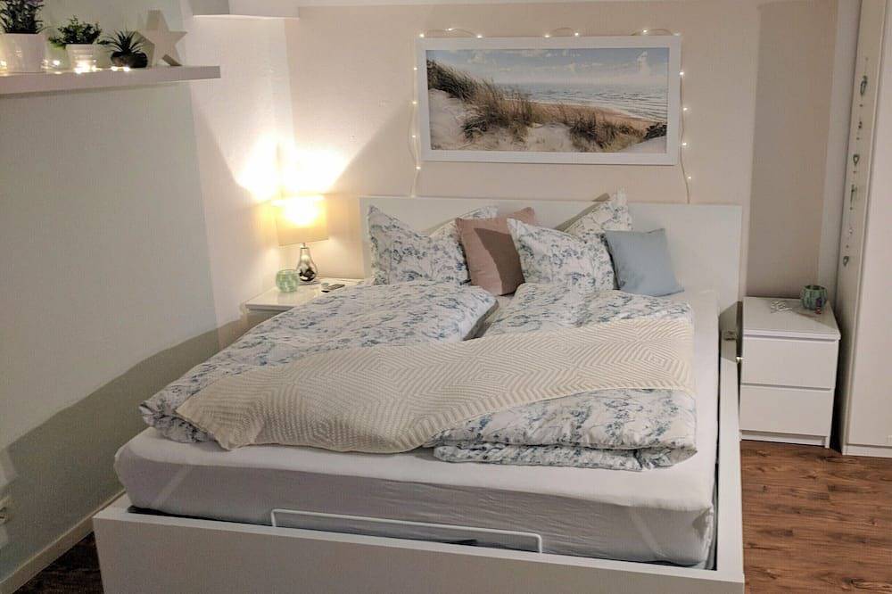Entire apartment, Modern, mini apartment in Zirndorf, Franconia