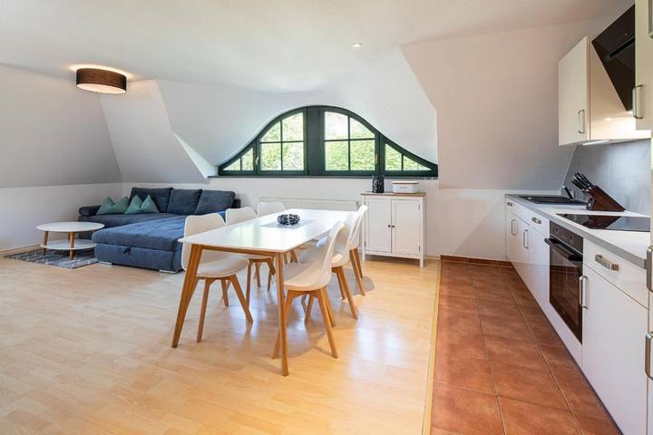 Apartamento de vacaciones para 7 personas, con vistas al lago y jardín, Se admiten mascotas - 1