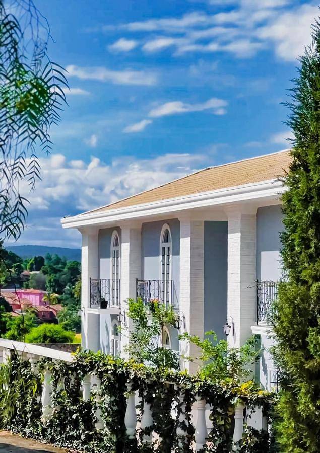 Pousadas para 4 pessoas, com sauna e vista e ainda jardim and piscina na Chapada Diamantina