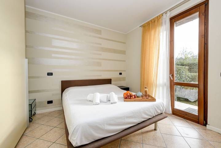 Ferienwohnung für 6 Personen, mit Terrasse und Garten