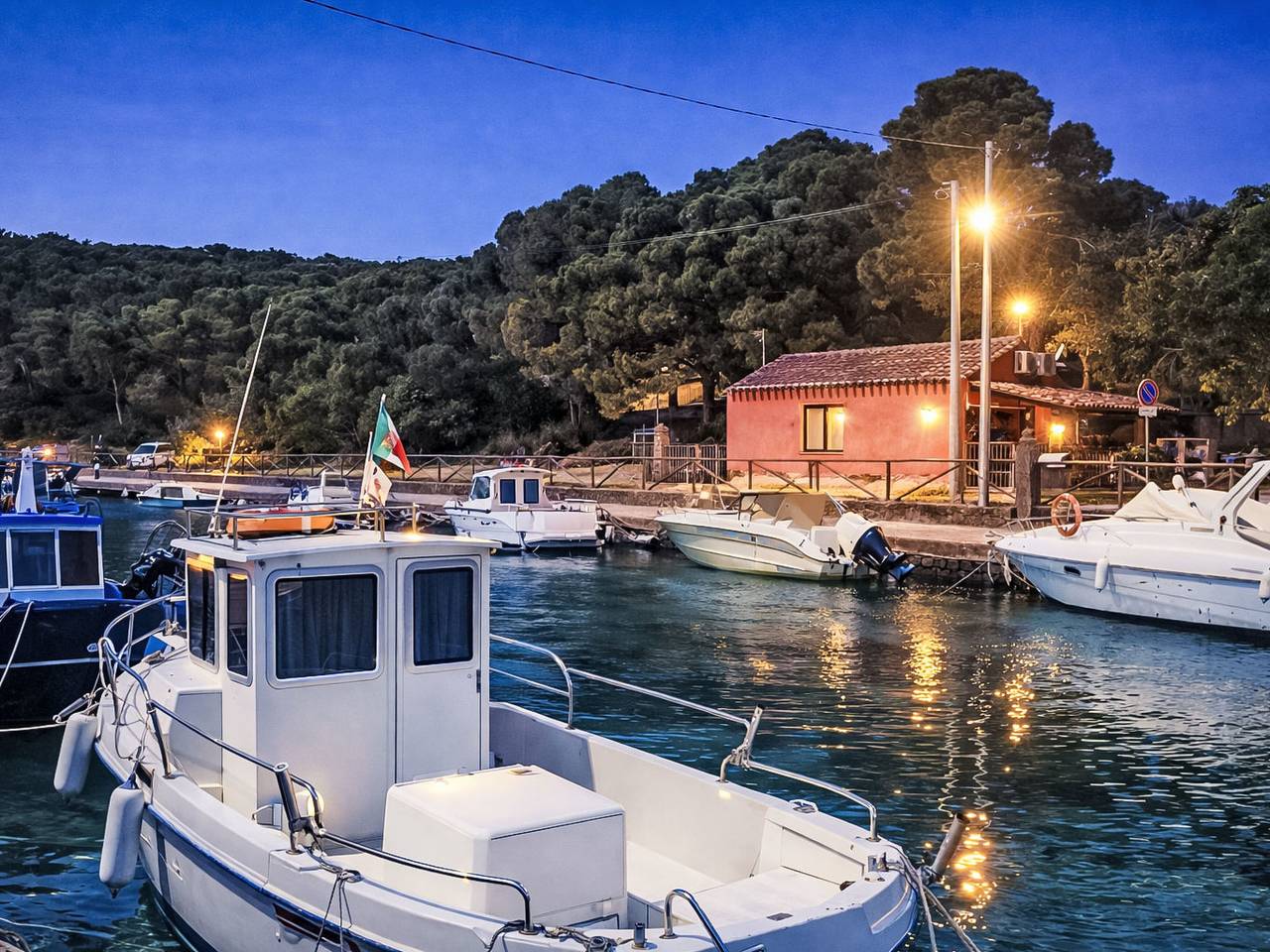 Villa dei Pescatori am Meer in Strand von Porto Pino, Porto Pino