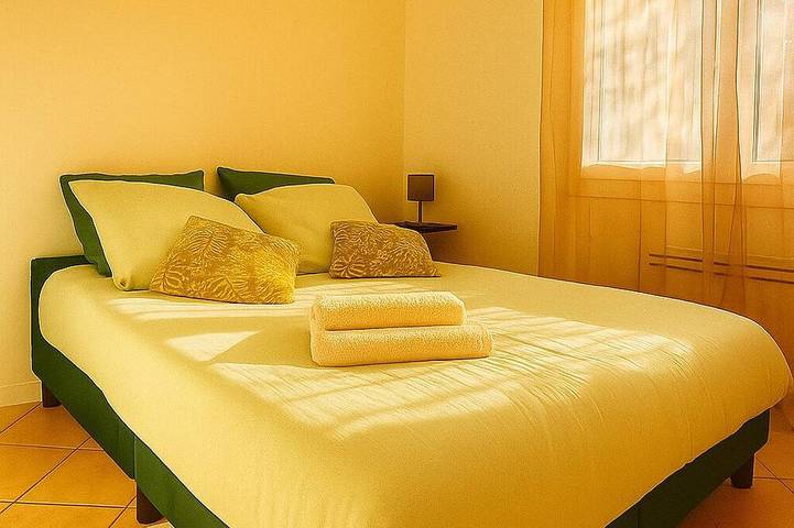 La maison du cerisier Wifi, ideal Family, pets welcome! in Manosque, Parque natural regional del Luberon