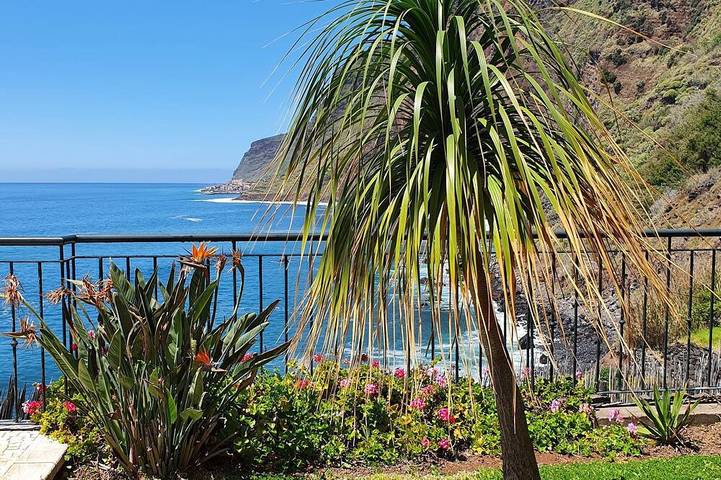 Villa de 3 dormitorios y piscina, Jardim do Mar, vista impresionante in Jardim do Mar, Isla de Madeira