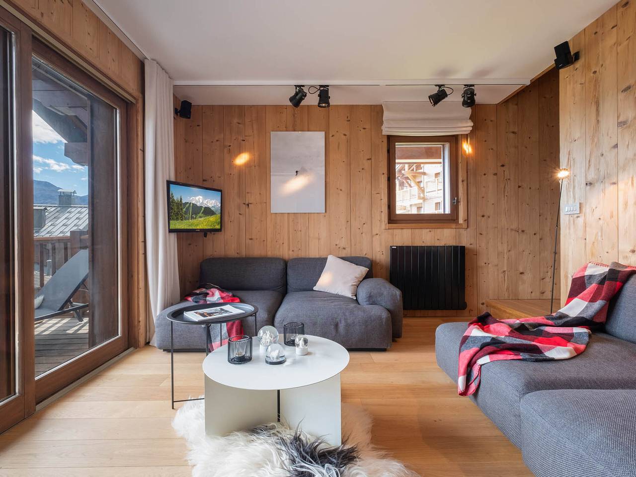 Appartement entier, Duplex ski aux pieds avec piscine et parking, 3 chambres in Villard-sur-Doron, Région d'Albertville