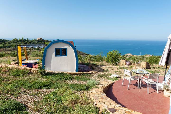 Bungalow 'Limone' with Sea View, Wi-Fi and Air Conditioning in Tusa, Messina provins
