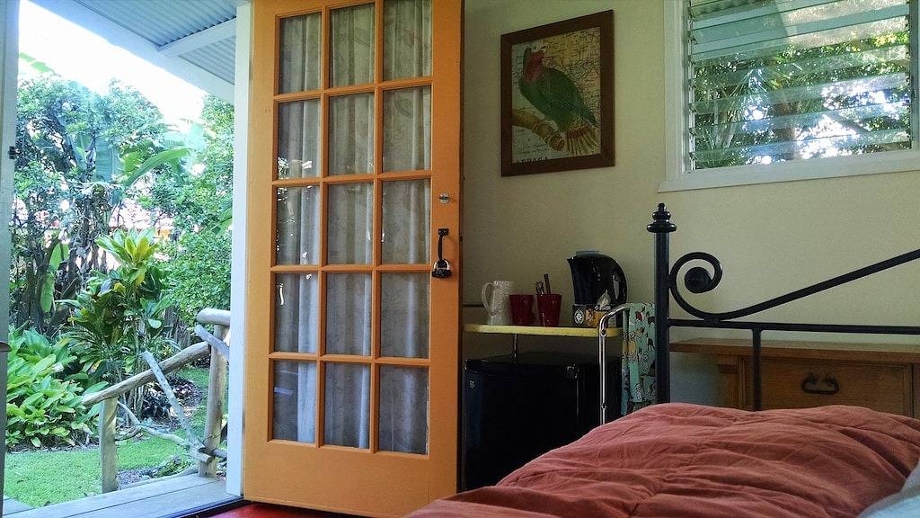 Vintage Farmhouse and Botanical Garden in Hamakua