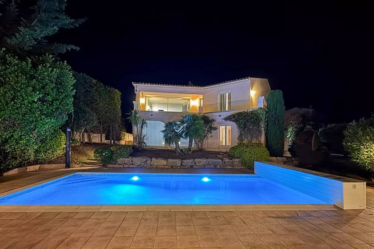 Casas " Villas para 12 personas in Les Adrets-de-l'Estérel, Massif de l'Esterel