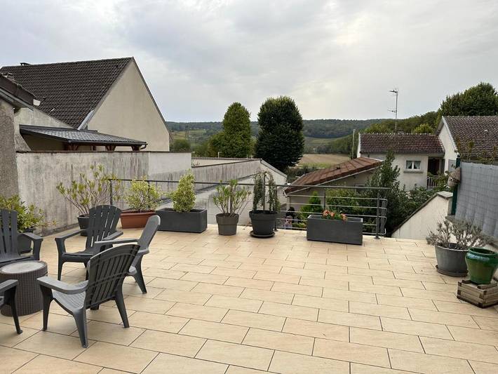 Location de vacances pour 7 personnes, avec jardin et vue, animaux acceptés à Damery - 3