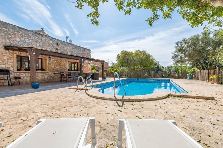 Casa de vacaciones "Ca Na Beu" con piscina privada y Wi-Fi in Santanyí, Mallorca Sur