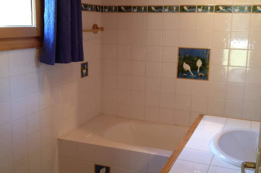 Im Individuellen Chalet Am Fusse Der Pistenwohnung 4 bis 6 Personen in Le Monêtier-les-Bains, Serre Chevalier