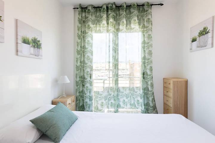 Ganze Wohnung, 25km From Barcelona Front beach apartment.mat17 in Mataró, Costa del Maresme