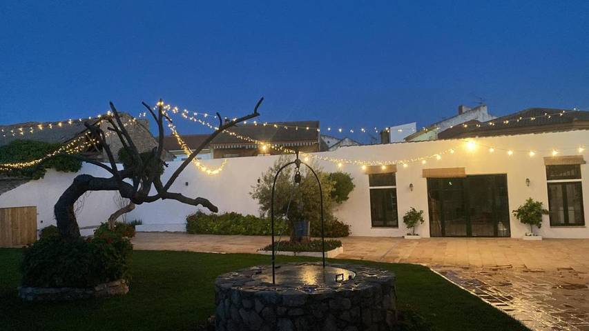 Casa de vacaciones para 12 personas, con jardín además de piscina y vistas - 1