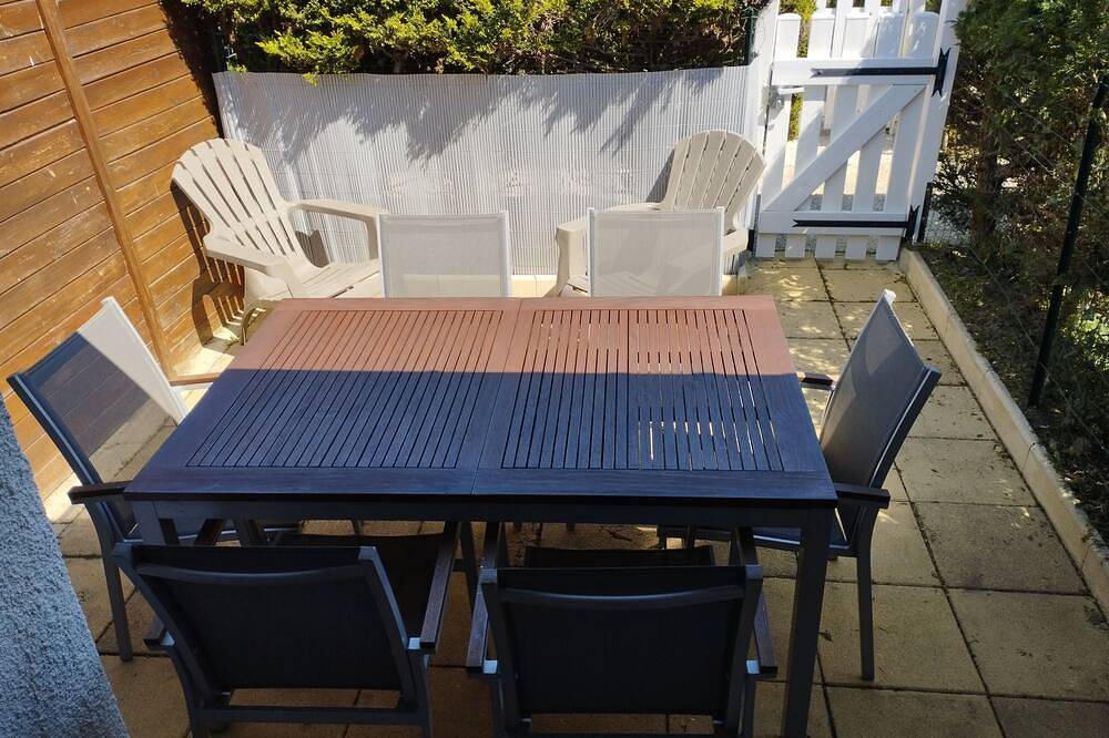 Charming maisonnette 4/5 pers in La Palmyre near beaches and shops in La Palmyre, Les Mathes