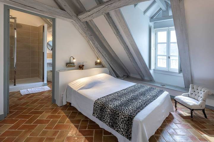 Entire apartment, Apartment-Honeymoon-Ensuite-Mountain view-La Bonbonnière in Embrun, Écrins National Park
